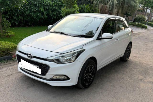 Hyundai i20 Sportz 1.2 Second-hand 2017 Hyundai i20 Sportz 1.2 for sale in Chandigarh