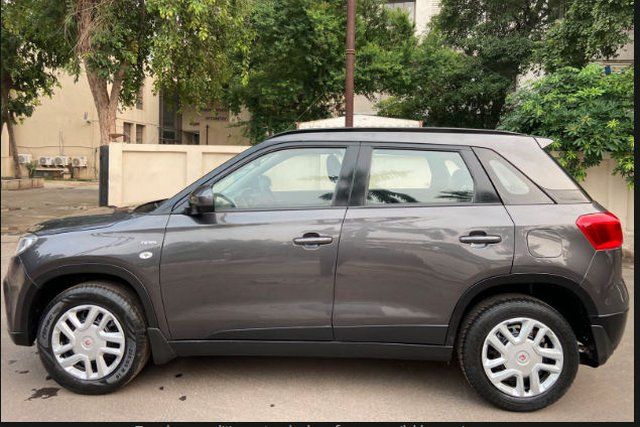 Maruti Suzuki Vitara Brezza VDi Option Second-hand 2016 Maruti Suzuki Vitara Brezza VDi Option for sale in Ahmedabad