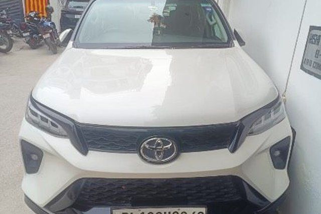 Toyota Fortuner Legender 4x2 AT BSVI Second-hand 2022 Toyota Fortuner Legender 4x2 AT BSVI for sale in New Delhi