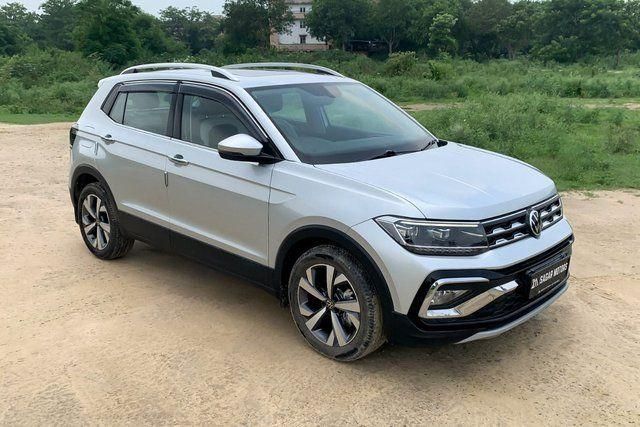 Second-hand 2023 Volkswagen Taigun 1.0 Topline AT for sale in New Delhi