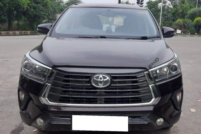 Toyota Innova Crysta 2.4 VX MT 8S BSIV Second-hand 2018 Toyota Innova Crysta 2.4 VX MT 8S BSIV for sale in New Delhi