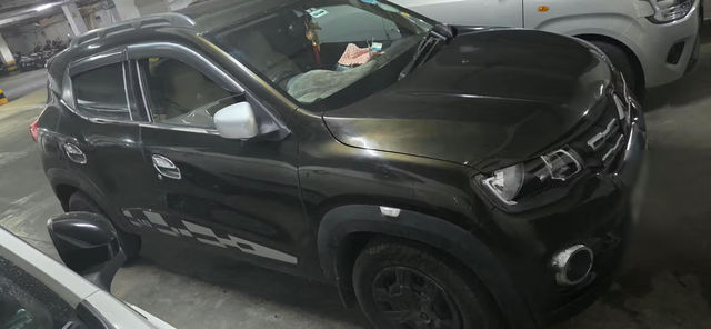 Renault KWID 1.0 RXT Optional AT 2016-2019 Second-hand 2016 Renault KWID 1.0 RXT Optional AT 2016-2019 for sale in Ahmedabad