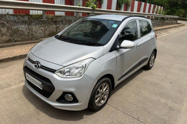 Second-hand 2016 Hyundai Grand i10 Asta Option AT for sale in Mumbai