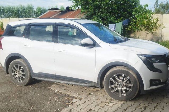 Second-hand 2025 Mahindra XUV700 AX5 7 Str Diesel AT for sale in Kashipur