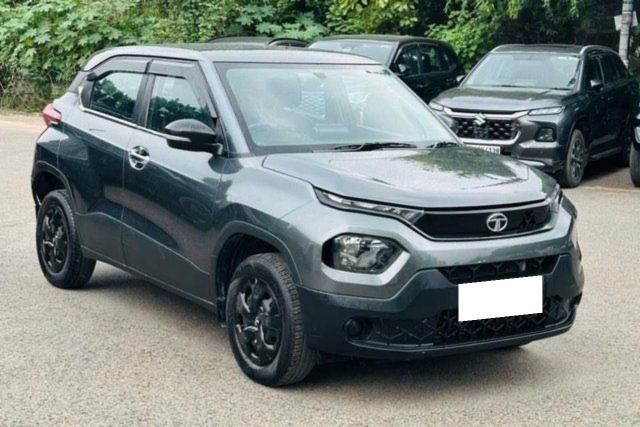 Second-hand 2023 Tata Punch Pure for sale in New Delhi