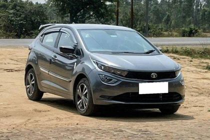 2025 Tata Altroz XZ सीएनजी