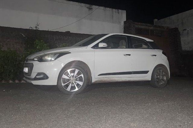 Hyundai i20 Asta 1.2 Second-hand 2015 Hyundai i20 Asta 1.2 for sale in Vadodara