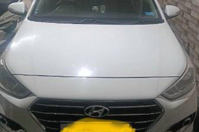 Hyundai Verna CRDi 1.4 EX Second-hand 2019 Hyundai Verna CRDi 1.4 EX for sale in Meerut