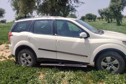 2014 Mahindra XUV500 W8 FWD