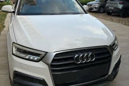 2017 Audi Q3 30 TFSI प्रीमियम FWD