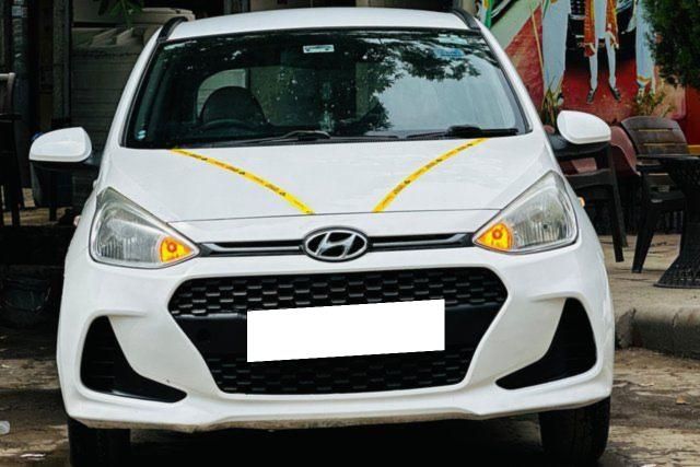 Hyundai Grand i10 1.2 CRDi Magna Second-hand 2019 Hyundai Grand i10 1.2 CRDi Magna for sale in New Delhi