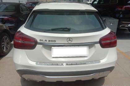 2018 मर्सिडीज जीएलए 4MATIC