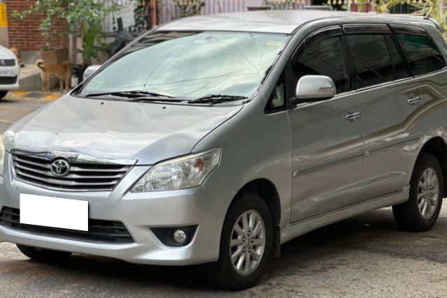 Toyota Innova 2.5 VX 7 STR BSIV Second-hand 2012 Toyota Innova 2.5 VX 7 STR BSIV for sale in Bangalore