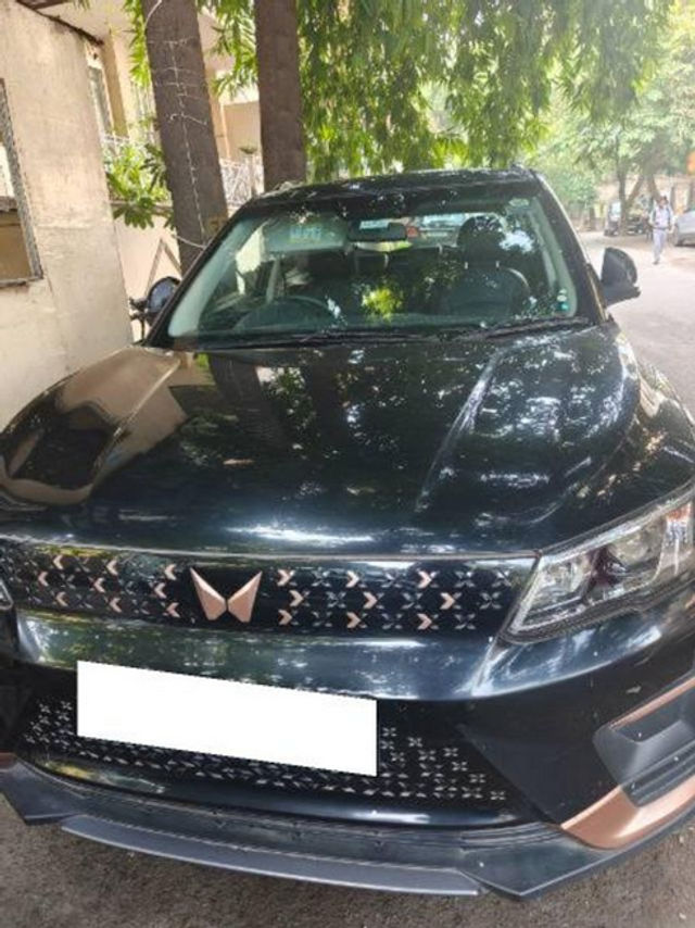 Second-hand 2023 Mahindra XUV400 EV EL Fast Charger DT for sale in Chennai