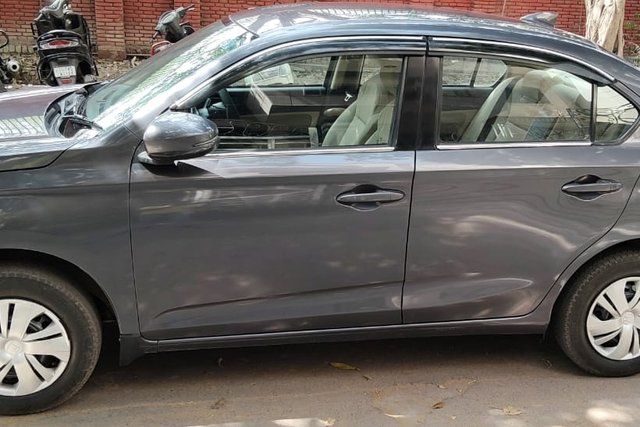 Honda Amaze S Petrol BSIV Second-hand 2019 Honda Amaze S Petrol BSIV for sale in New Delhi