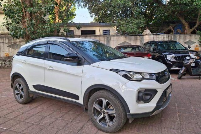 Second-hand 2022 Tata Nexon XZA प्लस AMT डीजल बीएस6 for sale in Thane