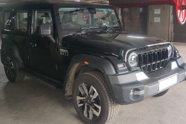 Mahindra Thar ROXX AX7L 4WD Diesel AT Second-hand 2026 Mahindra Thar ROXX AX7L 4WD Diesel AT for sale in Mumbai