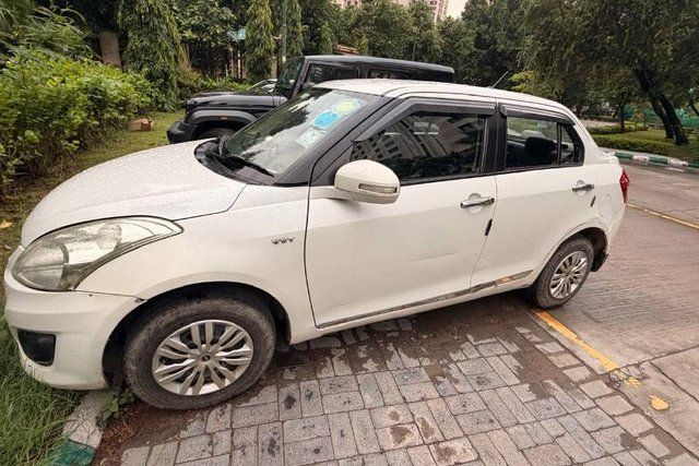 Maruti Suzuki Swift Dzire 1.2 Vxi BSIV Second-hand 2012 Maruti Suzuki Swift Dzire 1.2 Vxi BSIV for sale in Greater Noida