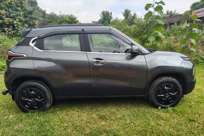 2025 Tata Punch Adventure Plus