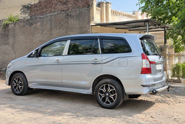 Toyota Innova 2.5 GX (Diesel) 7 Seater BS IV Second-hand 2016 Toyota Innova 2.5 GX (Diesel) 7 Seater BS IV for sale in Jodhpur