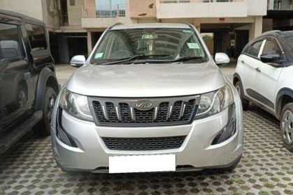 2017 Mahindra XUV500 AT W6 1.99 mHawk