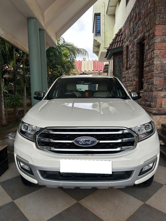 Second-hand 2020 Ford Endeavour Titanium Plus 4X2 AT for sale in Bangalore