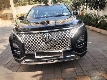 2023 MG Hector Plus 1.5 टर्बो Savvy Pro CVT 7 Str बीएस6