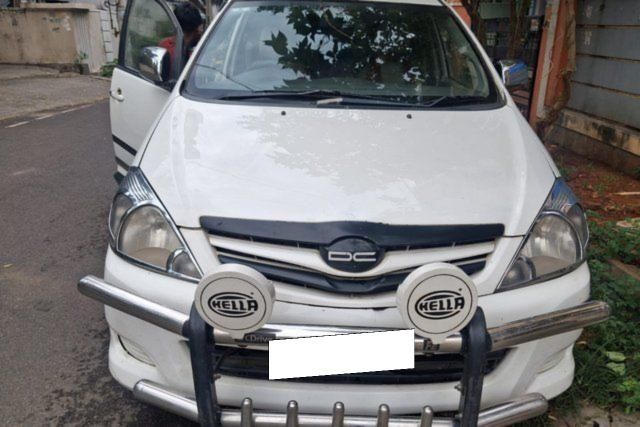 Second-hand 2009 Toyota Innova 2.5 G (Diesel) 7 Seater BS III for sale in Visakhapatnam
