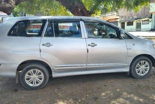 Used 2.5 G (Diesel) 7 Seater BS IV