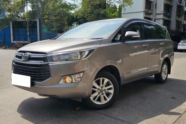 Second-hand 2017 Toyota Innova Crysta 2.8 GX AT BSIV for sale in Mumbai