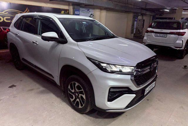 Second-hand 2024 Maruti Suzuki Invicto अल्फा प्लस 7 सीटर for sale in New Delhi