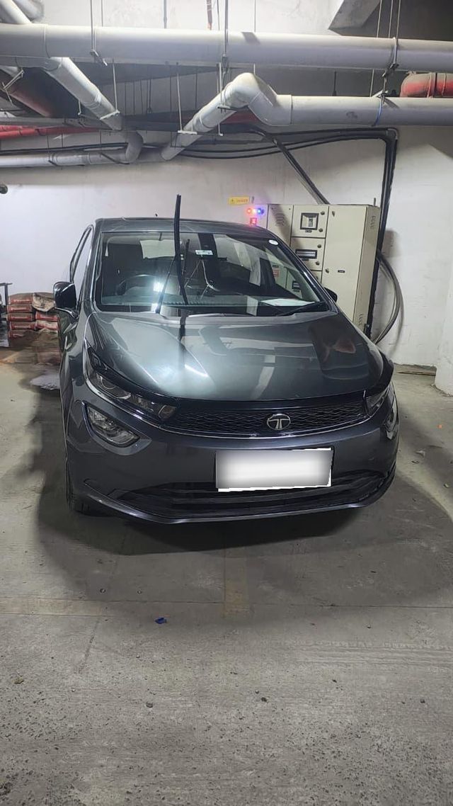 Tata Altroz XZA Plus S DCT Second-hand 2024 Tata Altroz XZA Plus S DCT for sale in Surat