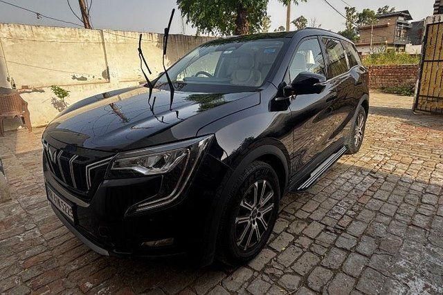 Mahindra XUV700 AX7 7Str AT Second-hand 2023 Mahindra XUV700 AX7 7Str AT for sale in Chandigarh