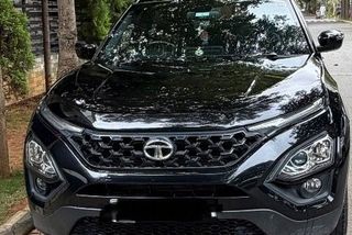 Used XZ Plus Dark Edition