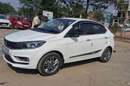 2024 Tata Tigor एक्सजेड प्लस