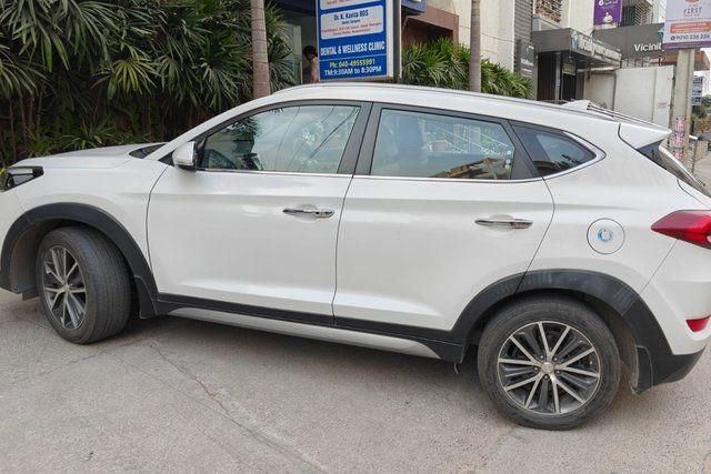 Hyundai Tucson 2.0 e-VGT 2WD AT GLS Second-hand 2017 Hyundai Tucson 2.0 e-VGT 2WD AT GLS for sale in Ranga reddy