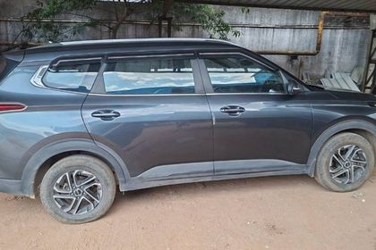 2024 Kia Carens प्रेस्टीज प्लस Opt डीजल AT