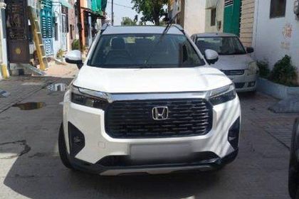 2024 Honda Elevate वीएक्स Non RF