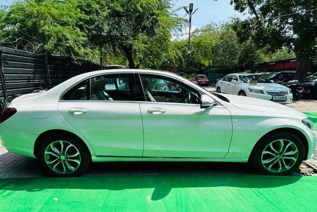 Second-hand 2017 Mercedes-Benz C-Class C 220डी Avantgarde Edition C for sale in New Delhi