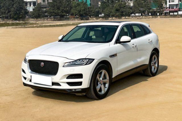 Jaguar F-Pace Prestige 2.0 AWD Second-hand 2019 Jaguar F-Pace Prestige 2.0 AWD for sale in New Delhi