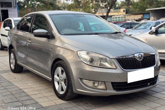 Skoda Rapid 1.5 TDI Elegance Second-hand 2015 Skoda Rapid 1.5 TDI Elegance for sale in Pune
