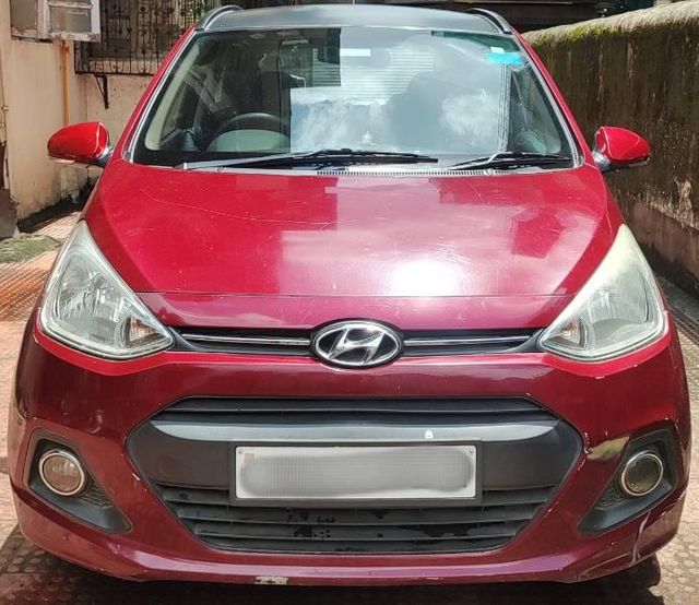 Second-hand 2013 Hyundai Grand i10 Sportz for sale in Mumbai