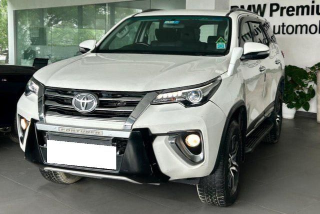 Toyota Fortuner 2.7 2WD AT BSIV Second-hand 2017 Toyota Fortuner 2.7 2WD AT BSIV for sale in Gurgaon