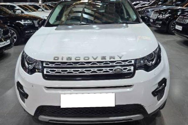 Second-hand 2017 Land Rover Discovery Sport Si4 HSE for sale in Hyderabad