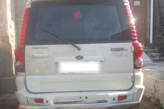 Second-hand 2014 Mahindra Scorpio VLX 2WD 7S BSIV for sale in Ballia