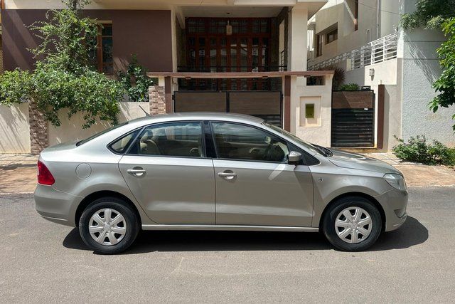 Second-hand 2012 Skoda Rapid Leisure 1.6 TDI MT for sale in Bangalore
