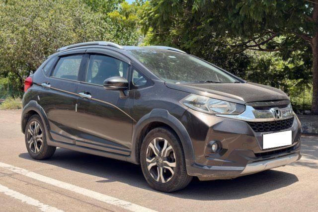 Second-hand 2018 Honda WR-V i-DTEC वीएक्स for sale in Chennai