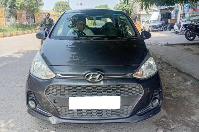 Hyundai Grand i10 1.2 Kappa Sportz BSIV Second-hand 2017 Hyundai Grand i10 1.2 Kappa Sportz BSIV for sale in Gurgaon