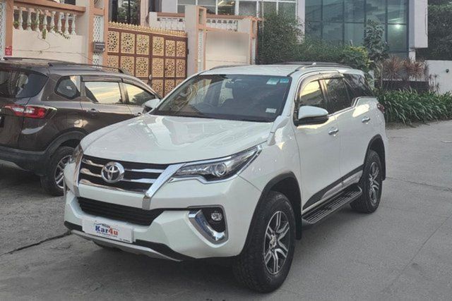 Second-hand 2019 Toyota Fortuner 2.8 2WD AT BSIV for sale in Hyderabad