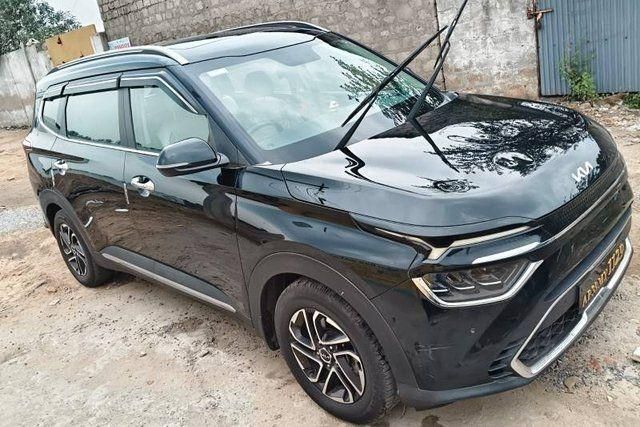 Second-hand 2022 Kia Carens Luxury Plus Diesel 7Str BSVI for sale in Visakhapatnam